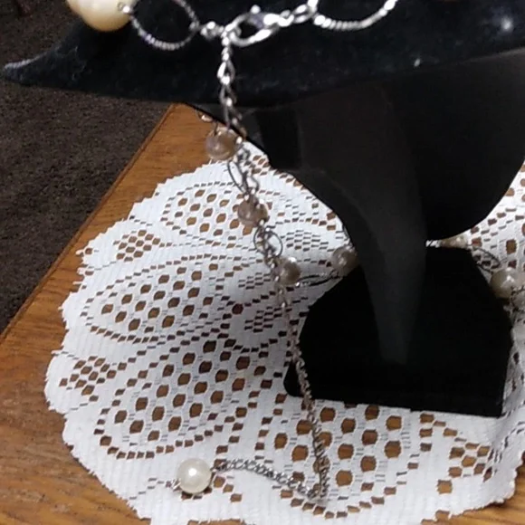 ( Any 2 for $12) Fashion silver-tone & faux pearl necklace - Picture 5 of 7